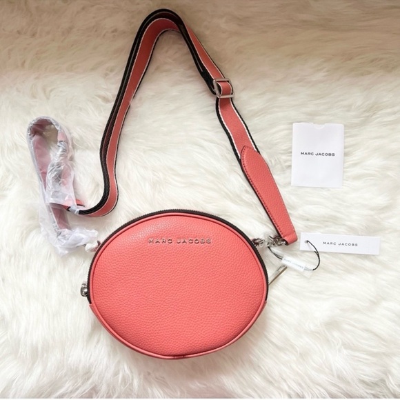 Marc Jacobs Handbags - New! MARC JACOBS Logo The Rewind Leather Crossbody Bag in Salmon Pink